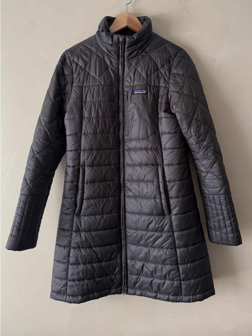 PATAGONIA WOMENS RADALIE PARKA BLACK INSULATED JACKET COAT SIZE M